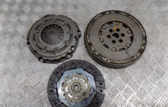 Peugeot 2008 II Clutch set kit 9813700880 020702 1055445