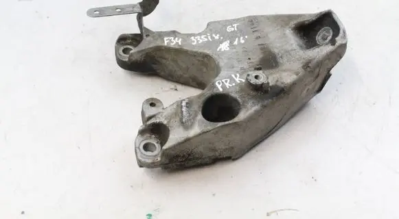 BMW 3 GT F34 Engine mounting bracket 6764827 22116764827