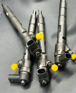 Audi A8 S8 D3 4E Fuel injectors set 0445110158 9451101