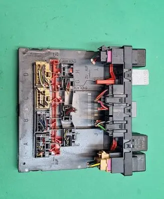 Volkswagen PASSAT B6 Comfort/convenience module 3c093704
