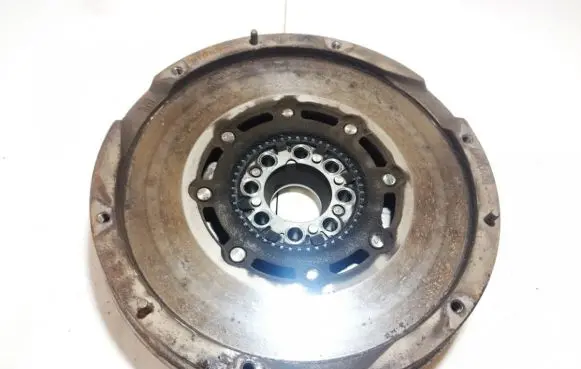 Toyota Avensis T270 Flywheel 134500r010