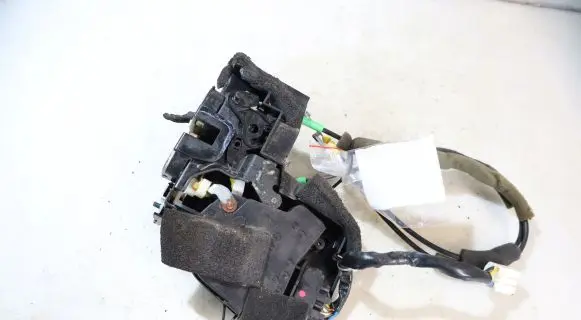 Mazda CX-7 Rear door lock