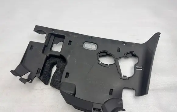 Mercedes-Benz GL X166 Dashboard lower bottom trim panel A1666800507
