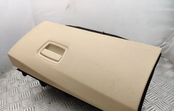 BMW 5 F10 F11 Glove box 9192998 51169192998