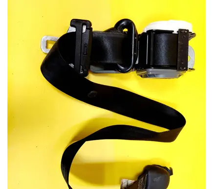 Chrysler Voyager Front seatbelt 1CT63TRMAA