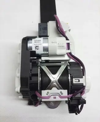 Audi A8 S8 D4 4H Front seatbelt 4H0857706A