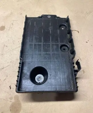 Volvo V40 Battery tray 31301934