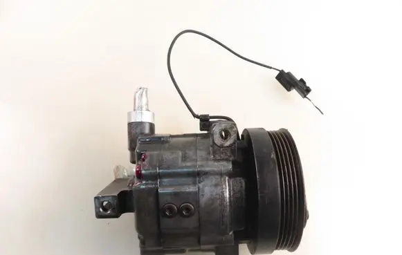 Mitsubishi Pajero Pinin Air conditioning (A/C) compressor (pump) 