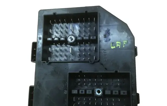Chevrolet Captiva Fuse module 95202005
