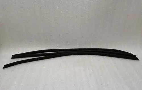 Mercedes-Benz G W461 W463 1st Gen Trunk rubber seal (body) A4637400278
