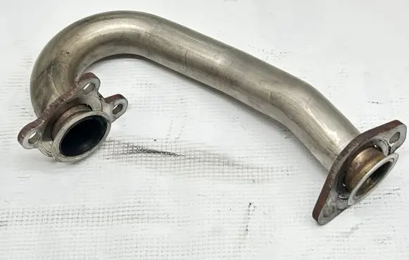 Toyota Land Cruiser (J150) EGR valve line/pipe/hose 2561211010