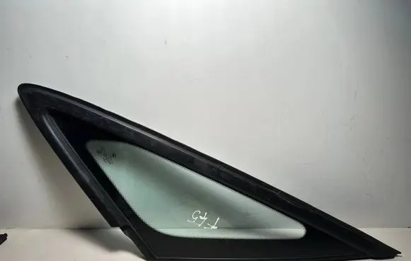 BMW 2 F45 Front triangle window/glass 2579125