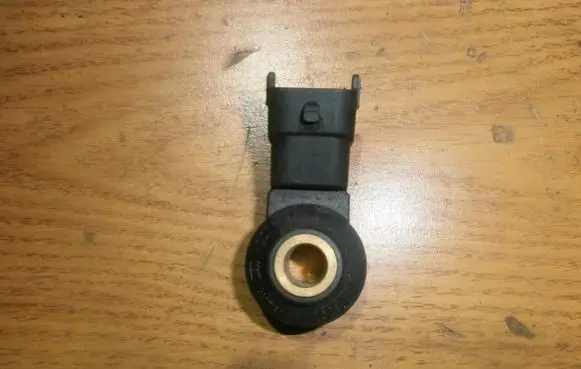 Opel Meriva A Detonation knock sensor 0261231173