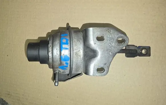 Volkswagen Golf VI Turbo charger electric actuator 79243003 E19012269