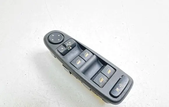 Citroen C4 Grand Picasso Electric window control switch 96639382ZD 005640430 3111007
