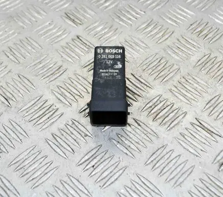 Dodge RAM 1500 DS Glow plug pre-heat relay 68158081AC 0281003116