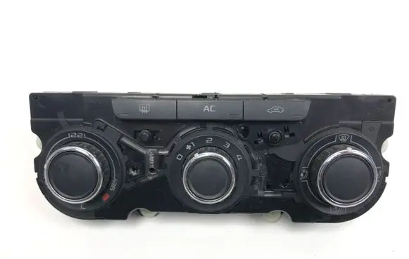 Skoda Octavia Mk2 (1Z) Climate control unit 3T0820047M 5HB00975230
