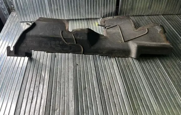 Renault Scenic III - Grand scenic III Intercooler air guide/duct channel 214990025R