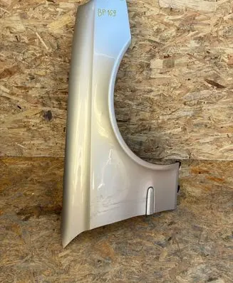 Mercedes-Benz E W211 Fender
