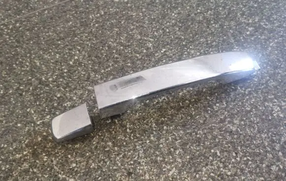 Nissan Quest Sliding door exterior handle 