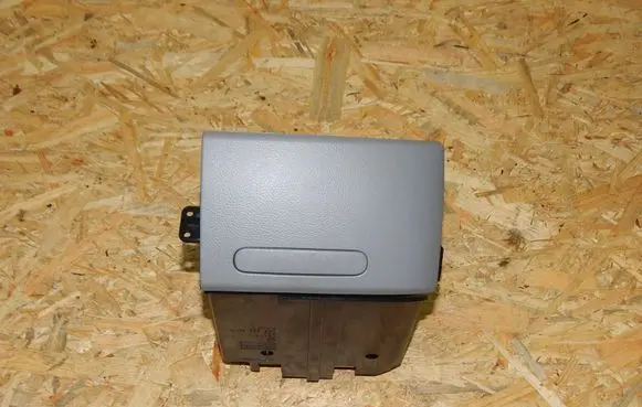 Volkswagen Multivan T5 Cup holder 7H5858601G