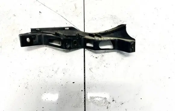 Volkswagen PASSAT B6 Front bumper mounting bracket 3c0807890 uset