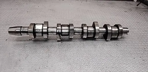 Volkswagen Golf IV Camshaft