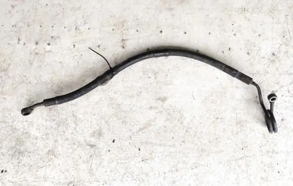 Volkswagen PASSAT B5.5 Power steering hose/pipe/line