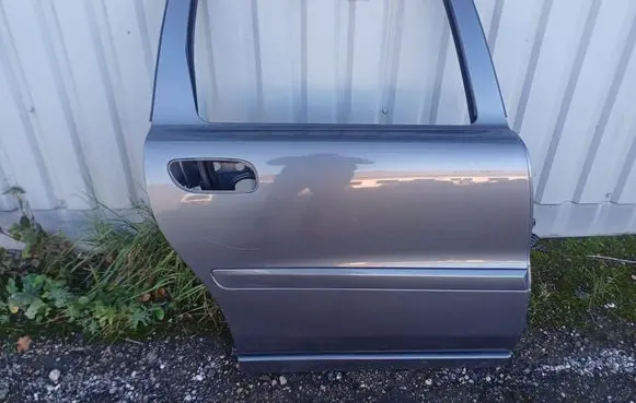 Rear door