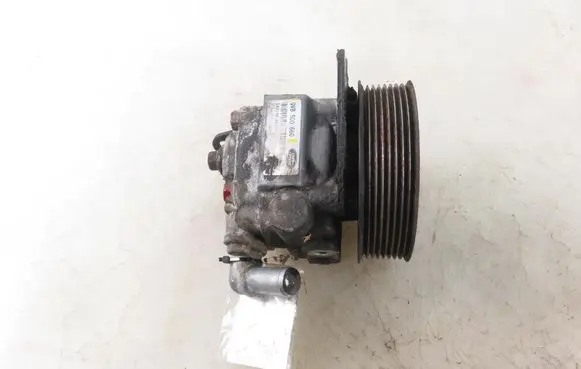 Land Rover Range Rover Sport L320 Power steering pump QVB500660