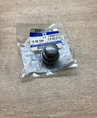 Chevrolet Malibu Original wheel cap 09595121 9595121