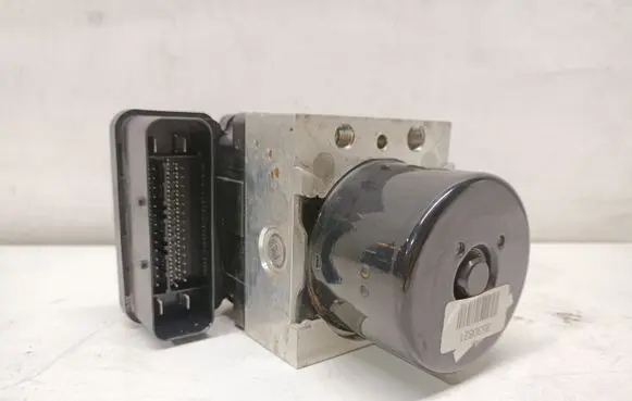 Volvo V40 ABS Pump 31423316 31423317 61672500070