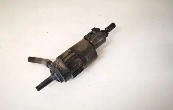 Nissan Qashqai Windscreen/windshield washer pump