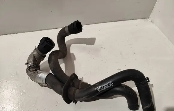 Audi A4 S4 B7 8E 8H Engine coolant pipe/hose 8E1819350M