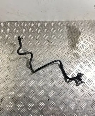 Volkswagen Touran III Vacuum line/pipe/hose 04L129456E