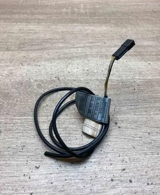 BMW 7 E38 Plug wire 8352827 83528296