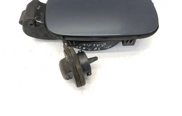 Audi A4 S4 B8 8K Fuel tank cap 8K0809999B