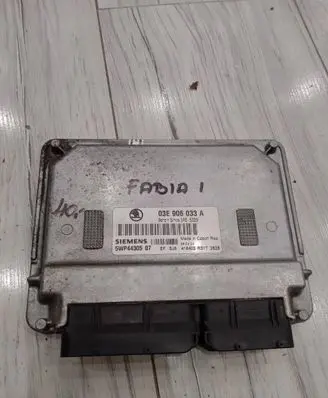 Skoda Fabia Mk1 (6Y) Engine control unit/module ECU 03E906033A