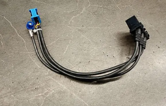 Mercedes-Benz C W202 USB socket connector a2978202801