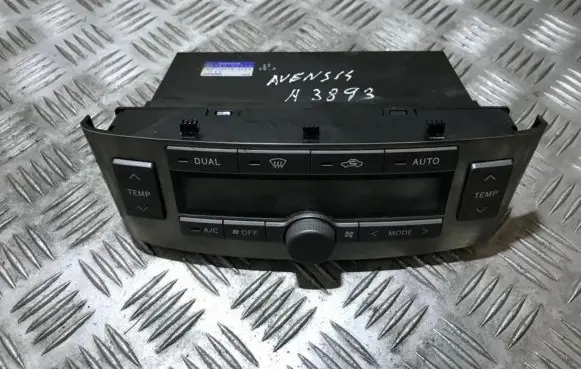 Toyota Avensis T250 Climate control unit 5590005210 55900-05210