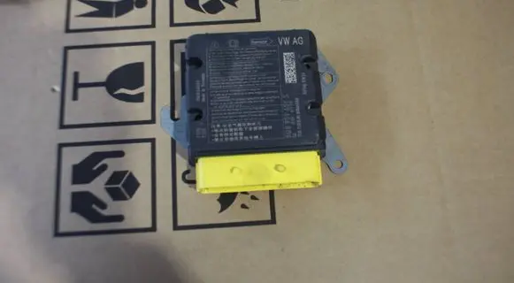 Volkswagen Golf SportWagen Airbag control unit/module 5q0959655s
