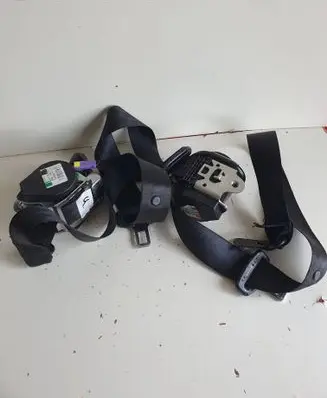 Audi A3 S3 8P Set of seat belts 8p4857705c 8p4857706c