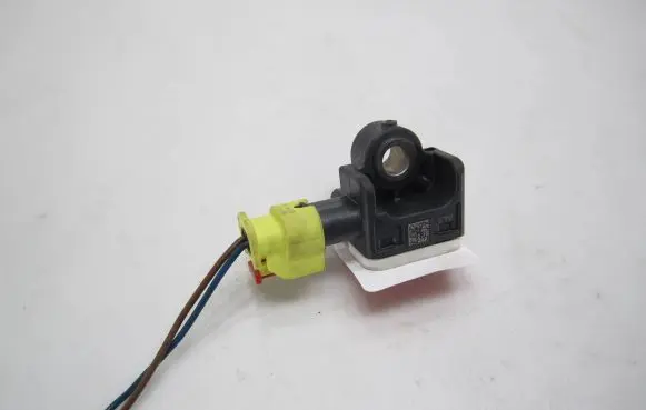Volkswagen Polo V 6R Airbag deployment crash/impact sensor 2H0959351 101129203