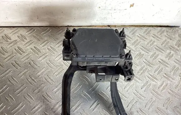 Lexus LS 460 - 600H Distronic sensor radar 8821050171 2300006891 1551ADNMWR004