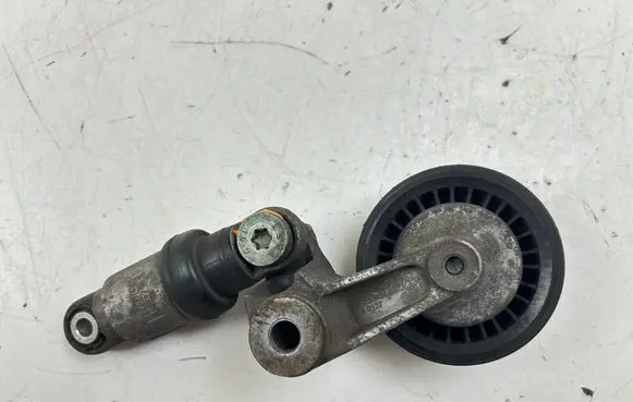 Volkswagen II LT Generator/alternator belt tensioner 23343401