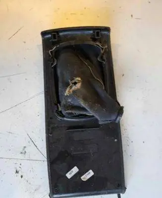 Audi A6 S6 C5 4B Gear shifter surround trim plastic 4BO864261BF