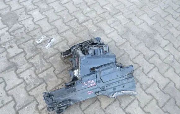 Mercedes-Benz C AMG W205 Front piece kit 