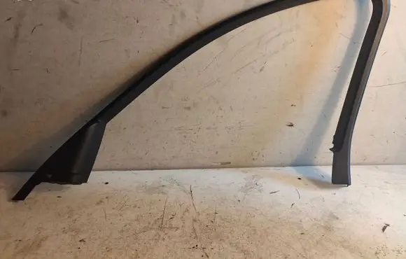 BMW 3 E90 E91 Other front door trim element 7060206
