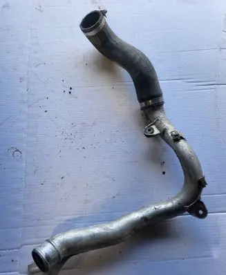 Intercooler hose/pipe