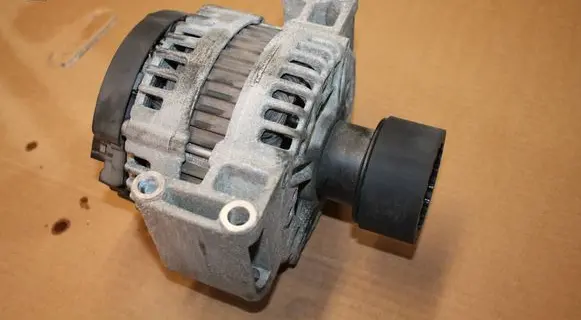 Volvo XC60 Generator/alternator 0121715009 6G9N10300MA